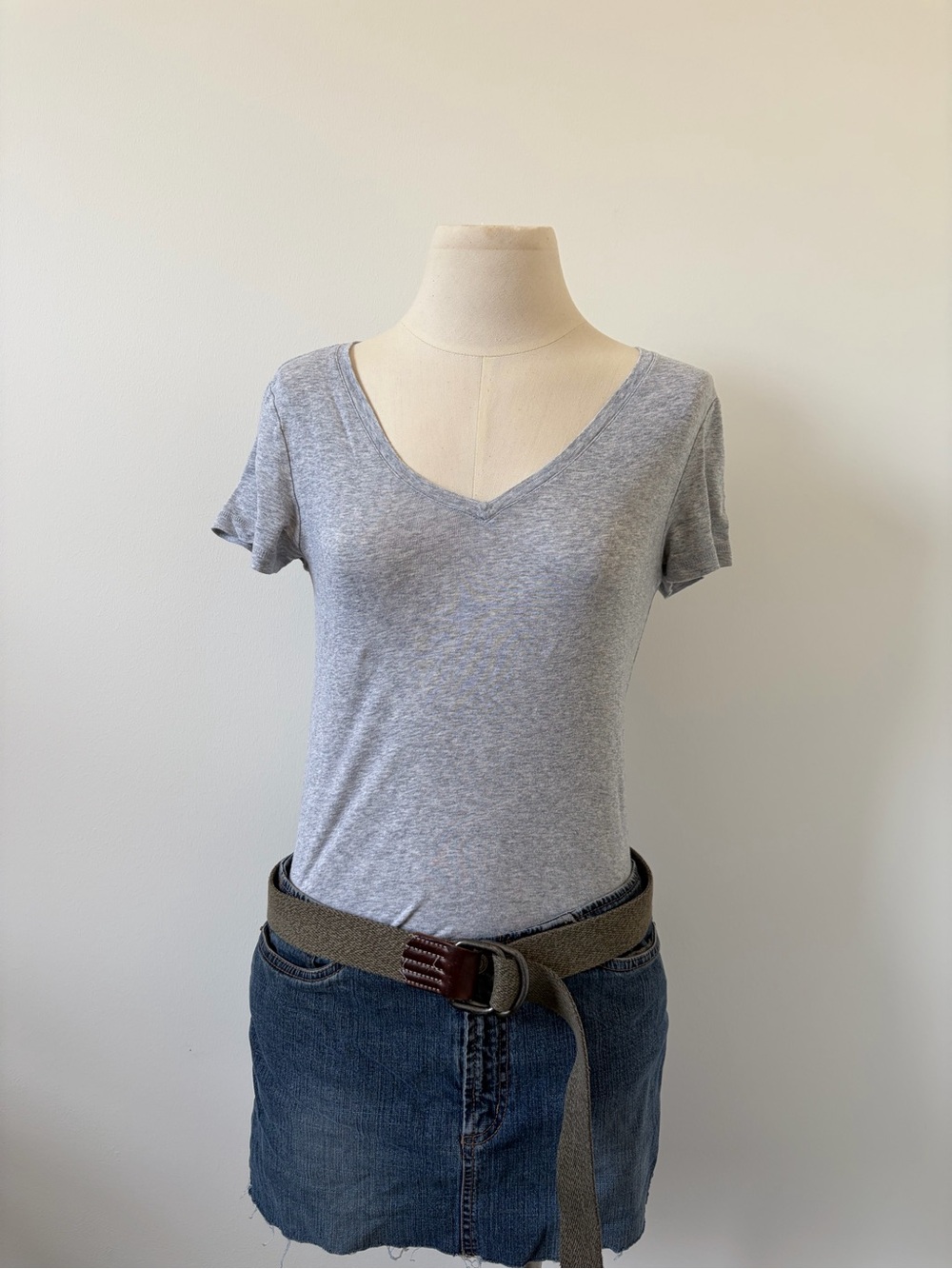 Nordstrom Heather Gray V-Neck Short Sleeve Tee